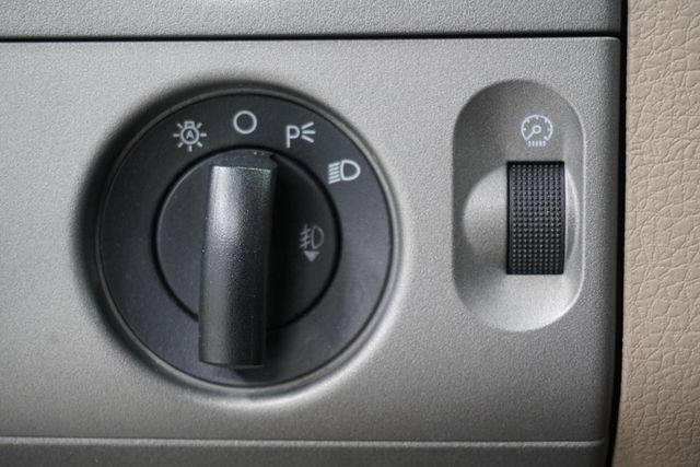 2004 Ford F-150  - 22904854 - 22