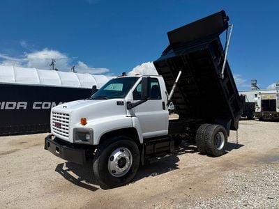 2004 GMC C7500 Dump Truck