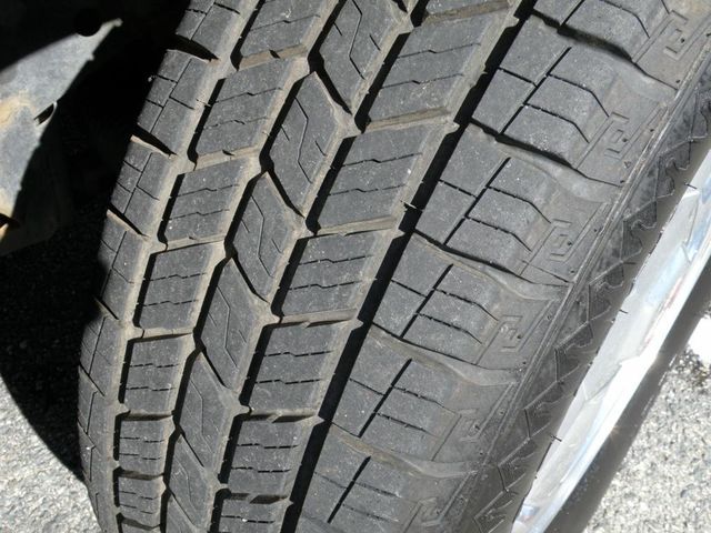 2004 GMC Envoy XUV 4dr 2WD SLT - 22909460 - 1