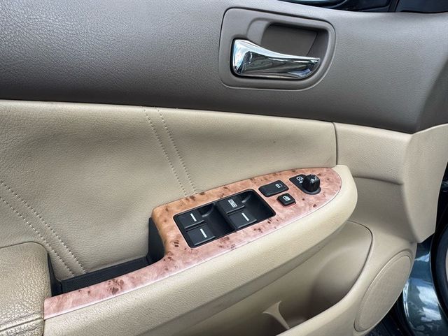 2004 Honda Accord Sedan EX Automatic w/Leather/XM - 22936138 - 10