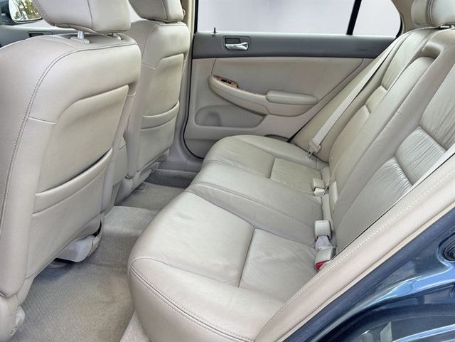 2004 Honda Accord Sedan EX Automatic w/Leather/XM - 22936138 - 17