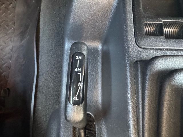 2004 Jeep Wrangler X - 22933008 - 14