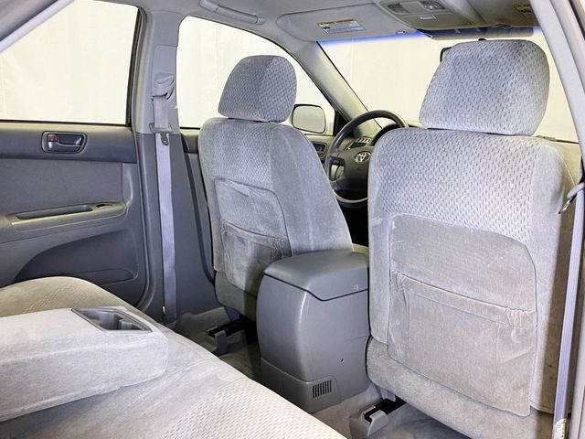 2004 Toyota Camry 4dr Sedan LE Automatic - 22937550 - 39
