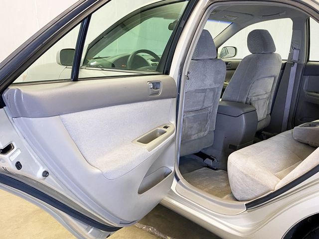 2004 Toyota Camry 4dr Sedan LE Automatic - 22937550 - 41