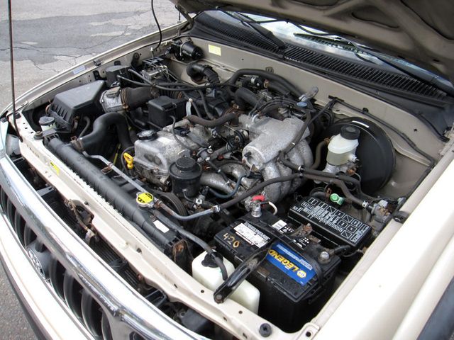 2004 Toyota Tacoma XtraCab Automatic 4WD - 22392706 - 36