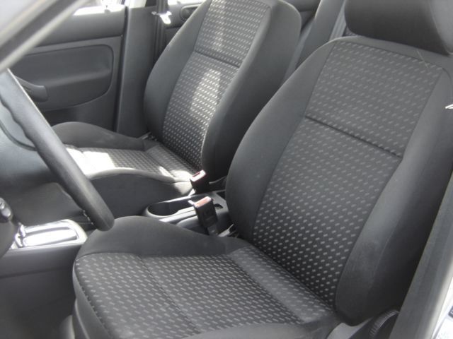 2004 Volkswagen Jetta GL - 1762272 - 5