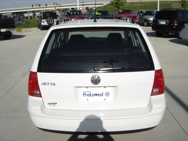 2004 Volkswagen Jetta Wagon GLS - 1766073 - 3