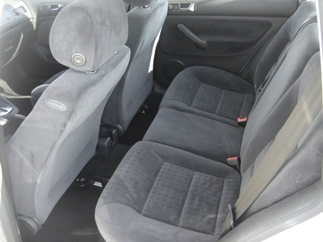2004 Volkswagen Jetta Wagon GLS - 1766073 - 6