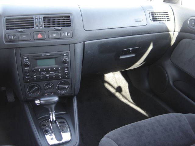 2004 Volkswagen Jetta Wagon GLS - 1766073 - 8
