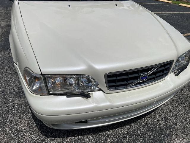 2004 Volvo C70 Convertible Touring 2.4L Turbo - 22910805 - 22