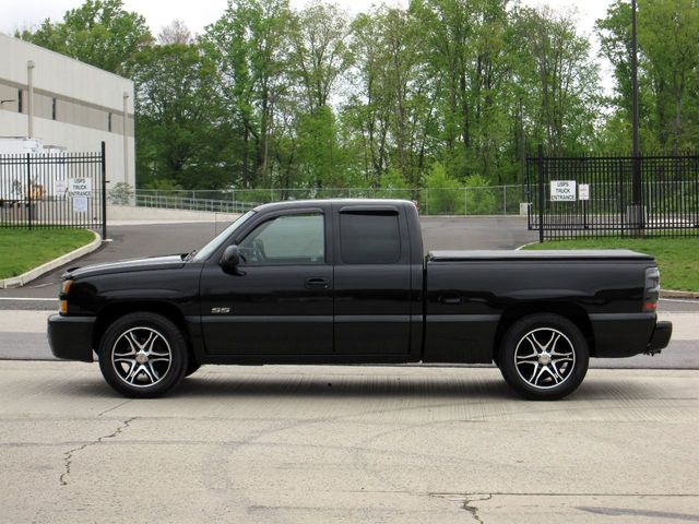 2005 Chevrolet Silverado SS Ext Cab 143.5" WB - 21908619 - 10