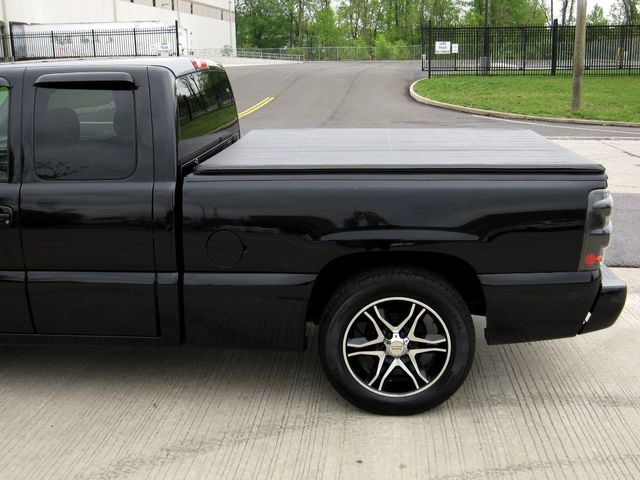 2005 Chevrolet Silverado SS Ext Cab 143.5" WB - 21908619 - 12