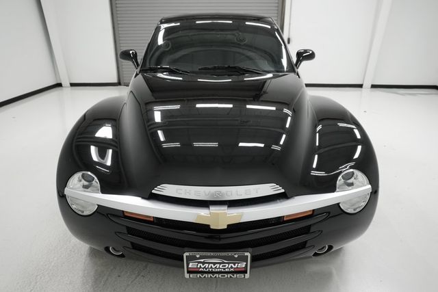 2005 Chevrolet SSR Reg Cab 116.0" WB LS - 22886002 - 1