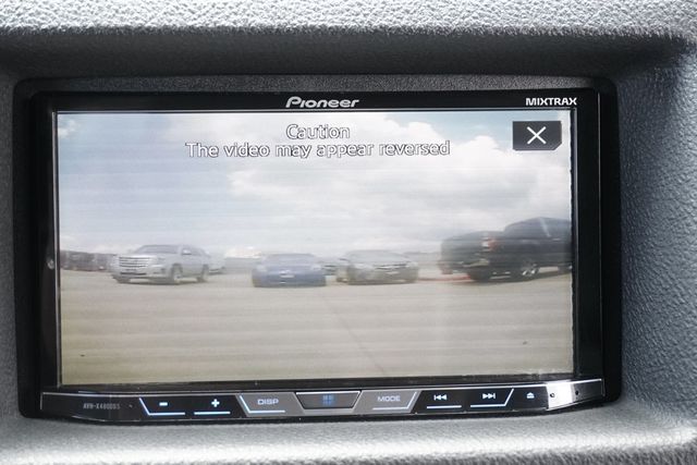 2005 Chevrolet SSR Reg Cab 116.0" WB LS - 22886002 - 19