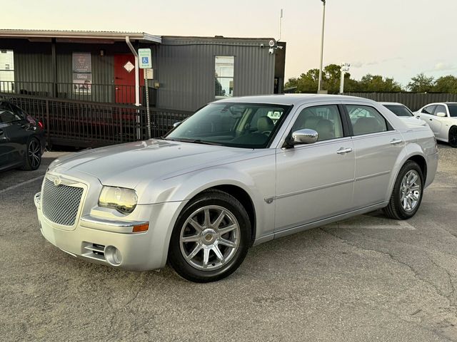 2005 Chrysler 300 4dr Sedan 300C *Ltd Avail* - 22940198 - 0