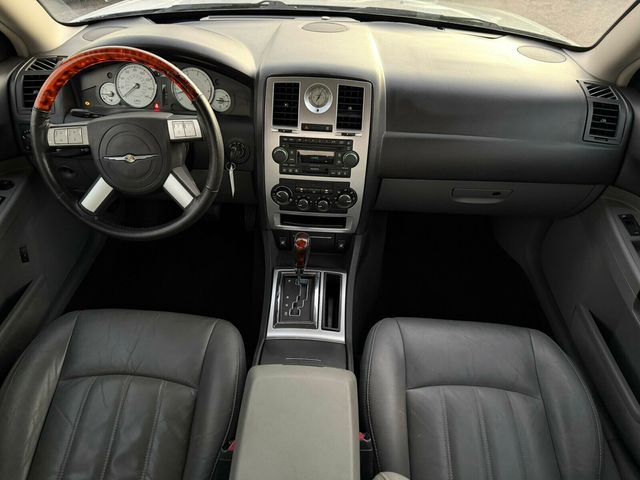 2005 Chrysler 300 4dr Sedan 300C *Ltd Avail* - 22940198 - 6