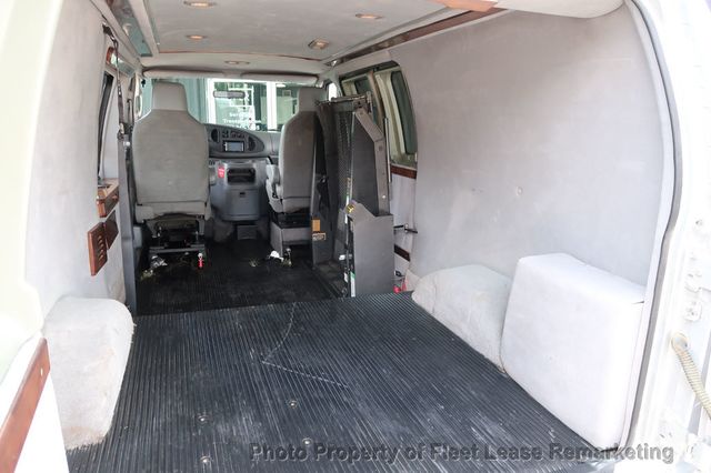 2005 Ford Econoline Cargo Van E250 Cargo Vans Handicap Lift  - 22887105 - 15