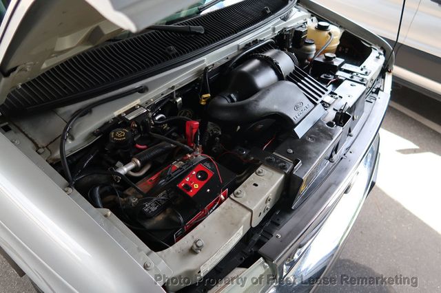 2005 Ford Econoline Cargo Van E250 Cargo Vans Handicap Lift  - 22887105 - 32