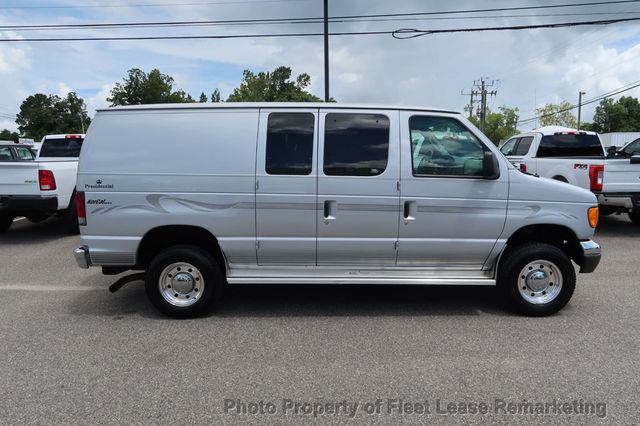 2005 Ford Econoline Cargo Van E250 Cargo Vans Handicap Lift  - 22887105 - 5