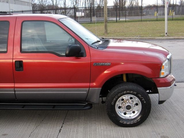 2005 Ford Excursion 137" WB 6.8L XLT 4WD - 22299793 - 10