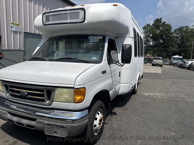 2005 Ford Econoline