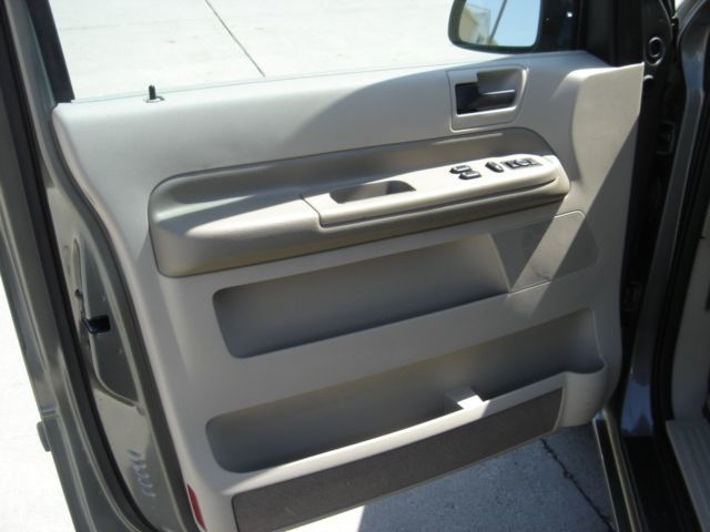 2005 Ford Freestar Wagon SEL - 1723421 - 5