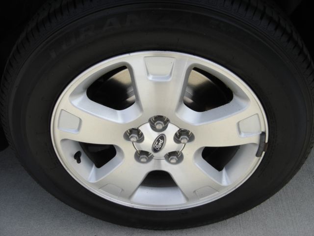 2005 Ford Freestyle SEL - 1794566 - 11