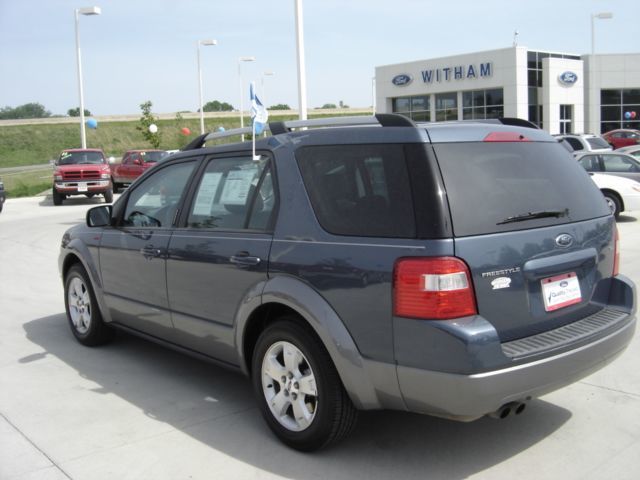 2005 Ford Freestyle SEL - 1794566 - 2