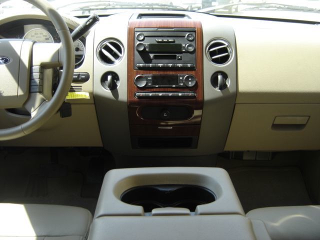 2005 Ford F-150 Lariat - 1723413 - 10