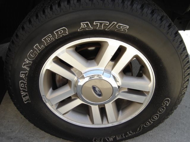 2005 Ford F-150 Lariat - 1723413 - 11