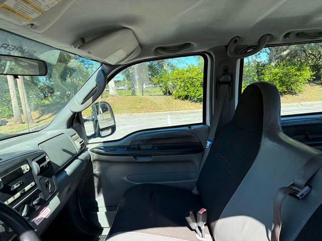 2005 Ford F-350 Crew Cab Utility Service Truck  - 22739271 - 17