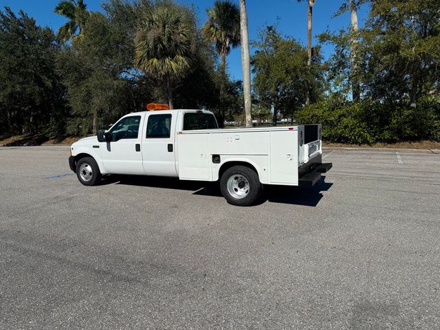 2005 Ford F-350 Crew Cab Utility Service Truck  - 22739271 - 2