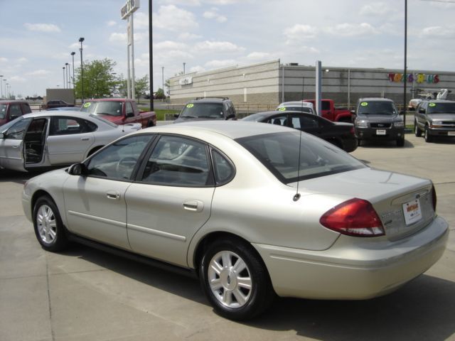 2005 Ford Taurus SEL - 1723420 - 2