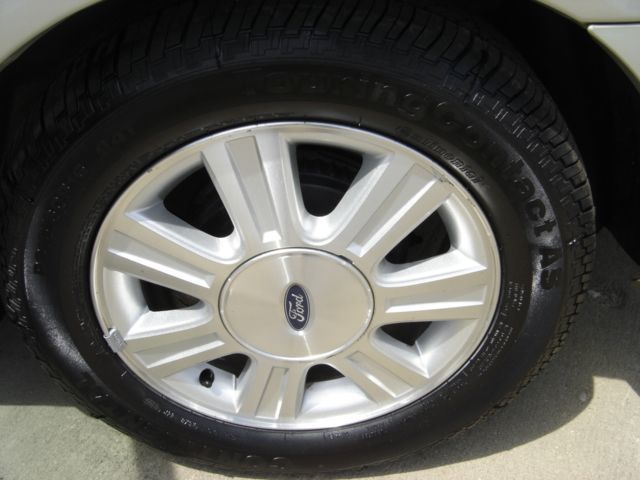 2005 Ford Taurus SEL - 1723420 - 8