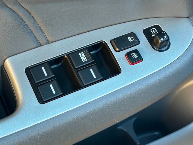 2005 Honda Accord Sedan EX-L V6 Automatic - 22929914 - 11