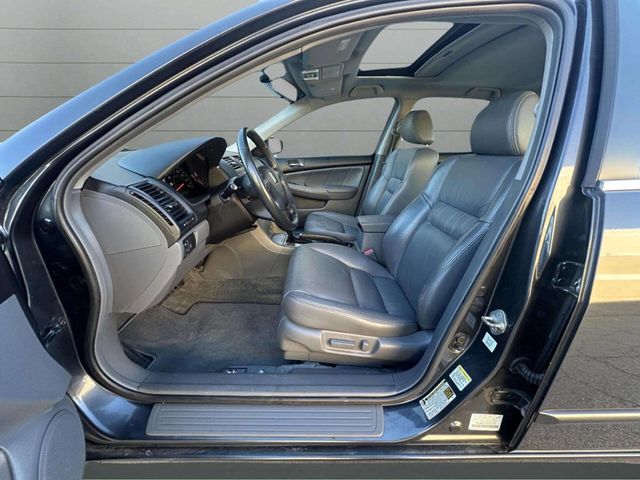 2005 Honda Accord Sedan EX-L V6 Automatic - 22929914 - 15