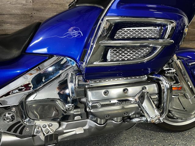 2005 Honda GL1800 Goldwing Tour SUPER CLEAN! - 22827667 - 5