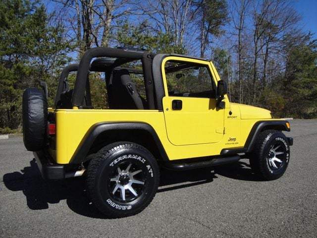 2005 Jeep Wrangler SPORT-PKG, 6-SPD, LOW-MILES, EXTRA-CLEAN *SOUTHERN-JEEP*! MINT!! - 22345151 - 13