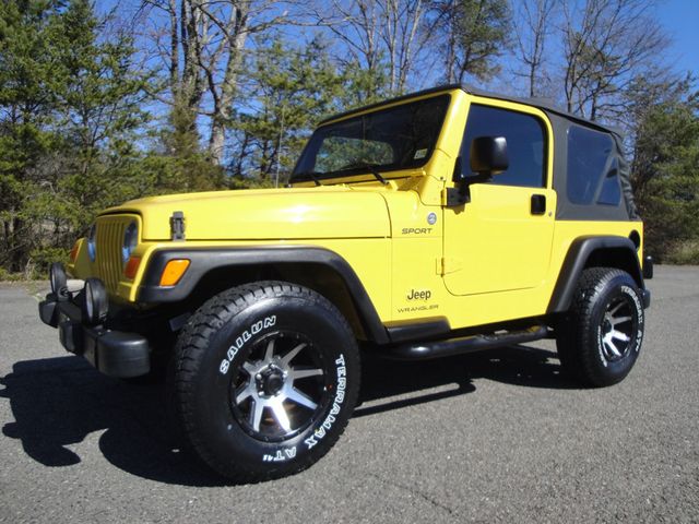2005 Jeep Wrangler SPORT-PKG, 6-SPD, LOW-MILES, EXTRA-CLEAN *SOUTHERN-JEEP*! MINT!! - 22345151 - 31
