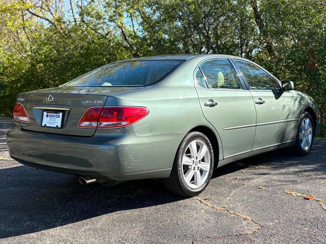 2005 Lexus ES 330 4dr Sedan - 22934287 - 11