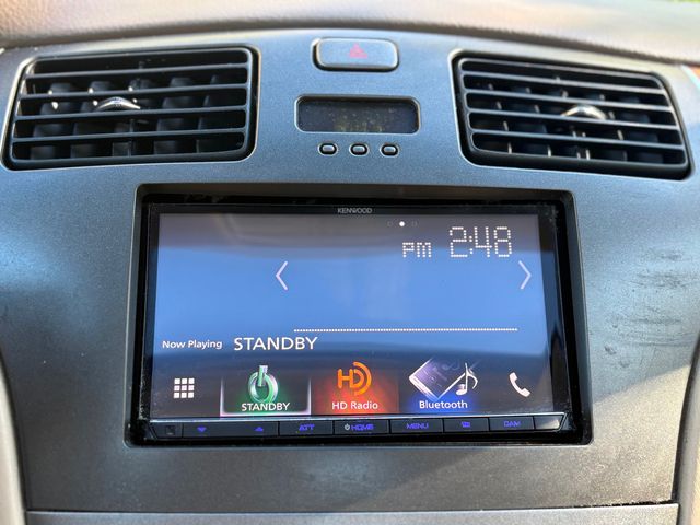 2005 Lexus ES 330 4dr Sedan - 22934287 - 27
