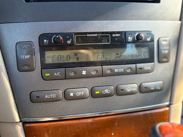 2005 Lexus ES 330 4dr Sedan - 22934287 - 28