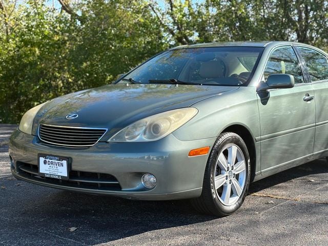 2005 Lexus ES 330 4dr Sedan - 22934287 - 2