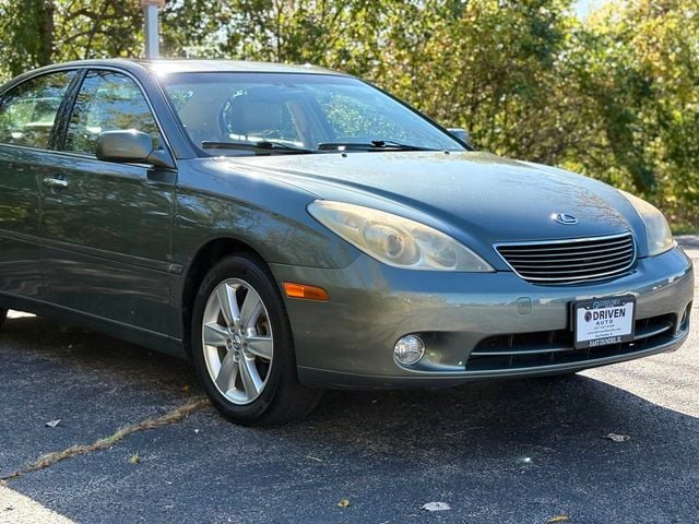 2005 Lexus ES 330 4dr Sedan - 22934287 - 4