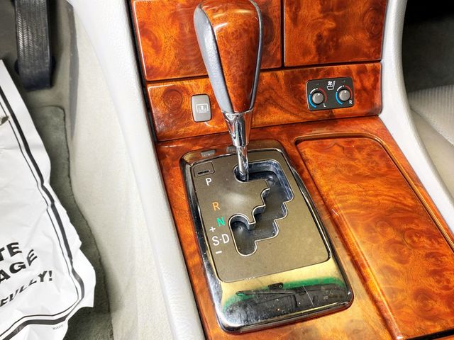 2005 Lexus LS 430 4dr Sedan - 22932278 - 35