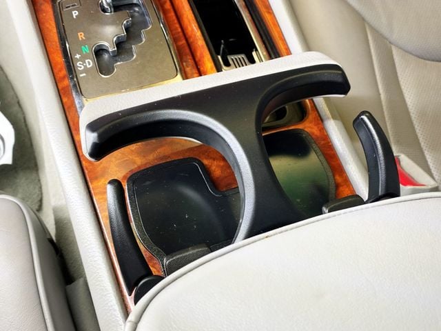 2005 Lexus LS 430 4dr Sedan - 22932278 - 37