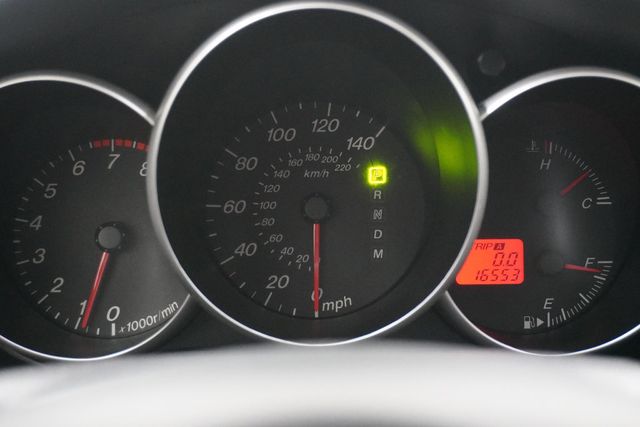 2005 Mazda Mazda3 4dr Sedan i Automatic - 22932243 - 18