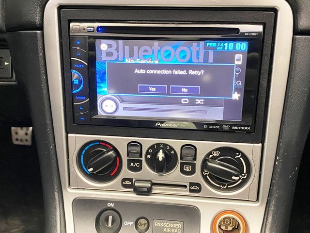 2005 Mazda MX-5 Miata 2dr Convertible Cloth 5-Speed Manual - 22897854 - 22