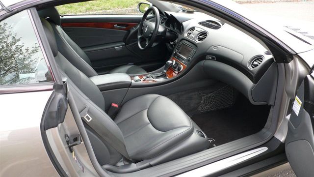 2005 Mercedes-Benz SL-Class SL500 - 12002719 - 11