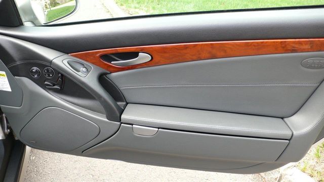 2005 Mercedes-Benz SL-Class SL500 - 12002719 - 23